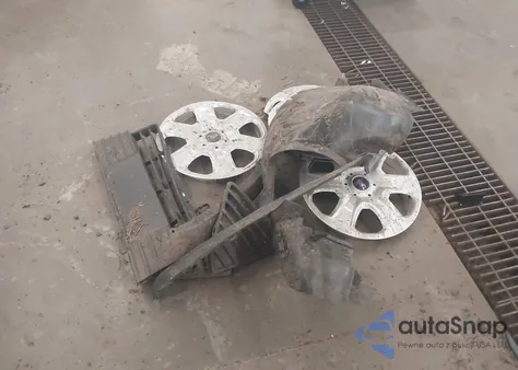 2014 Ford Focus S from USA, damaged, VIN 1FADP3E29EL237283